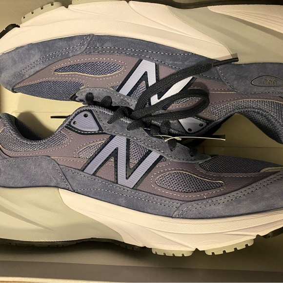 New Balance Men's Blue Sneakers - Picture 3 of 6